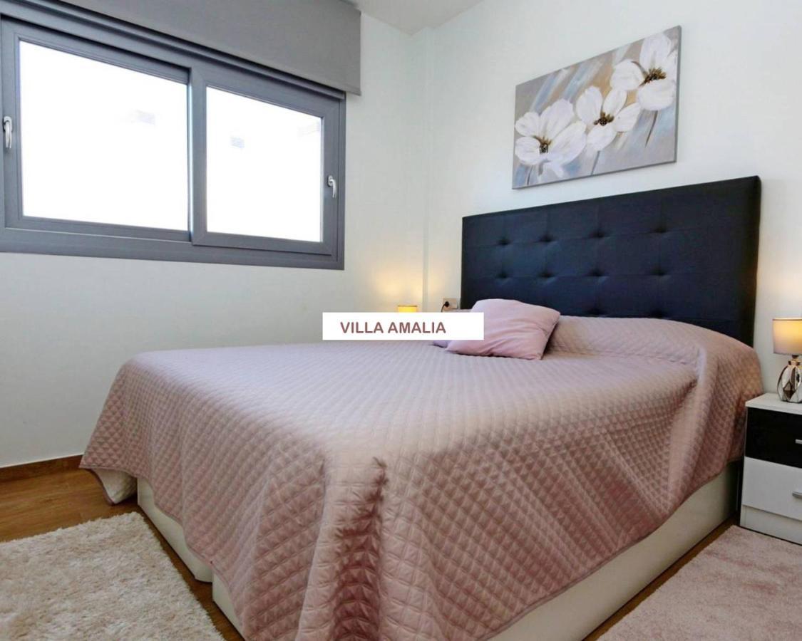 Beach Apartment Amalia Torrevieja Exterior photo